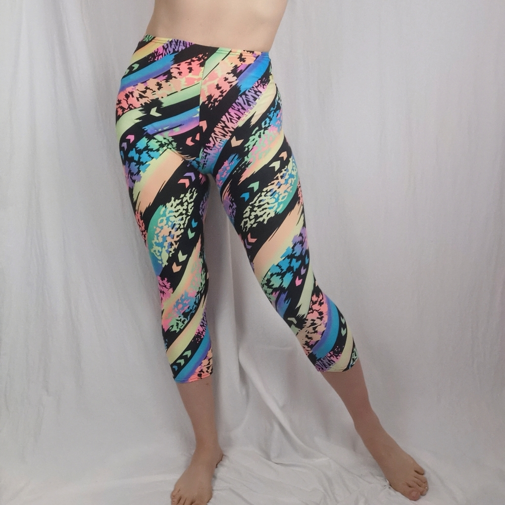 *sold* vintage neon geometric spandex leggings Le Fun Skin retro biker shorts - Picture 1 of 6